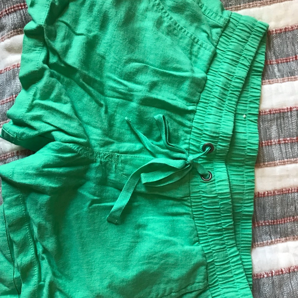 Old navy linen shorts